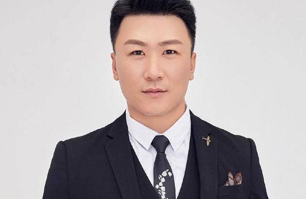 主持人张敏健官宣离职,自曝与台里冲突大,在济南没房没车养两孩_山东