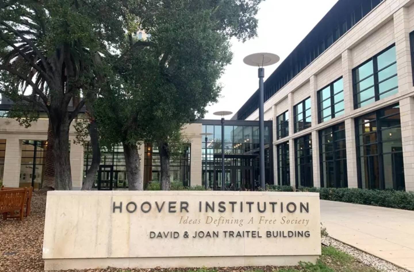 美国智库胡佛研究所最近发布中美及全球半导体安全报告_合作_中国