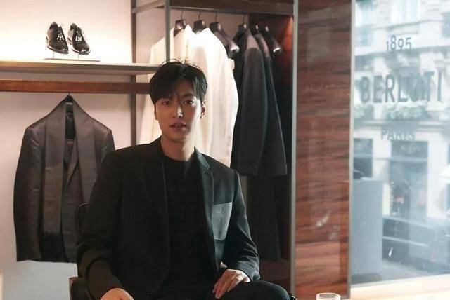 彭于晏李敏镐同框,看看什么叫"殿堂级"合影_时装周_五官_不知道