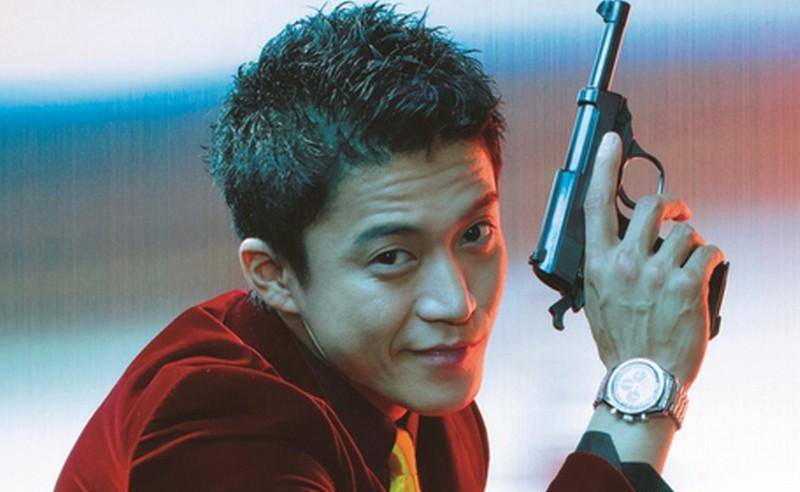 小栗旬当年柔情脸蛋超圈粉,39岁晋升魅力娱乐公司社长近况太帅气_电影