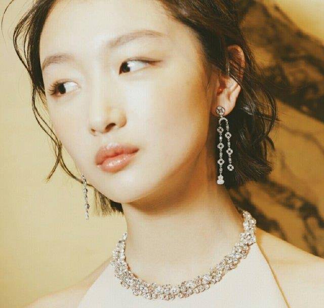 女明星排行榜_中国女明星排名前30(2)