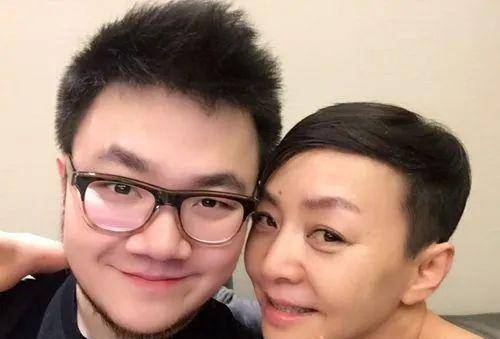 宋丹丹三婚找到真爱,潘长江曾被妻子挽回,好婚姻都只有一个目的_女人