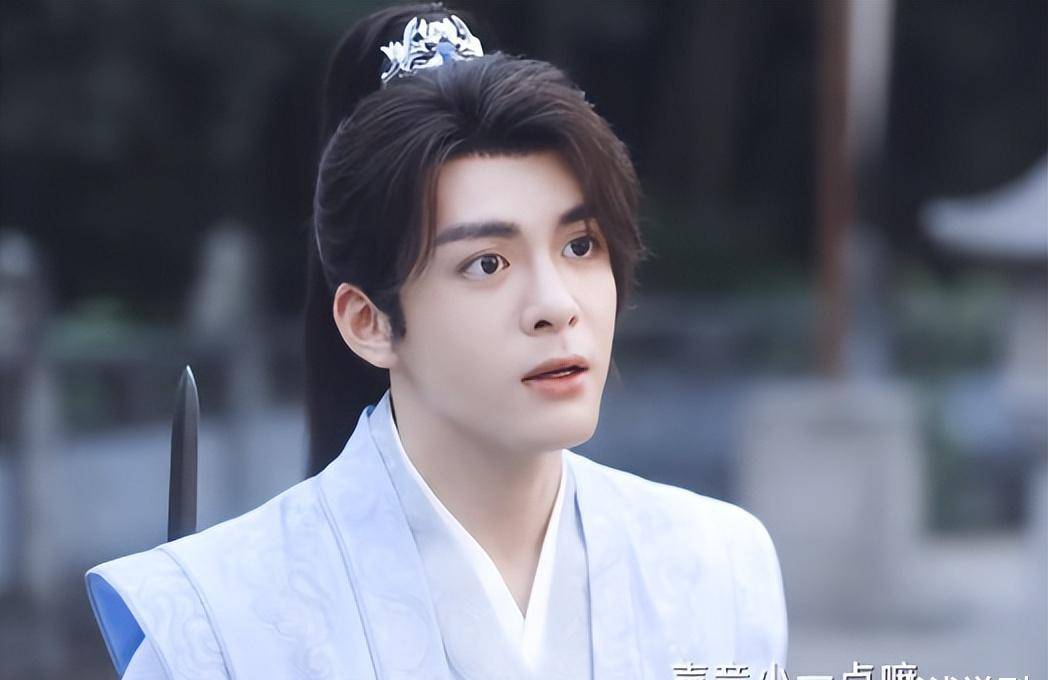 《莲花楼》本以为成毅最帅,怎料男二号登场,才晓得啥叫人间绝色_方多