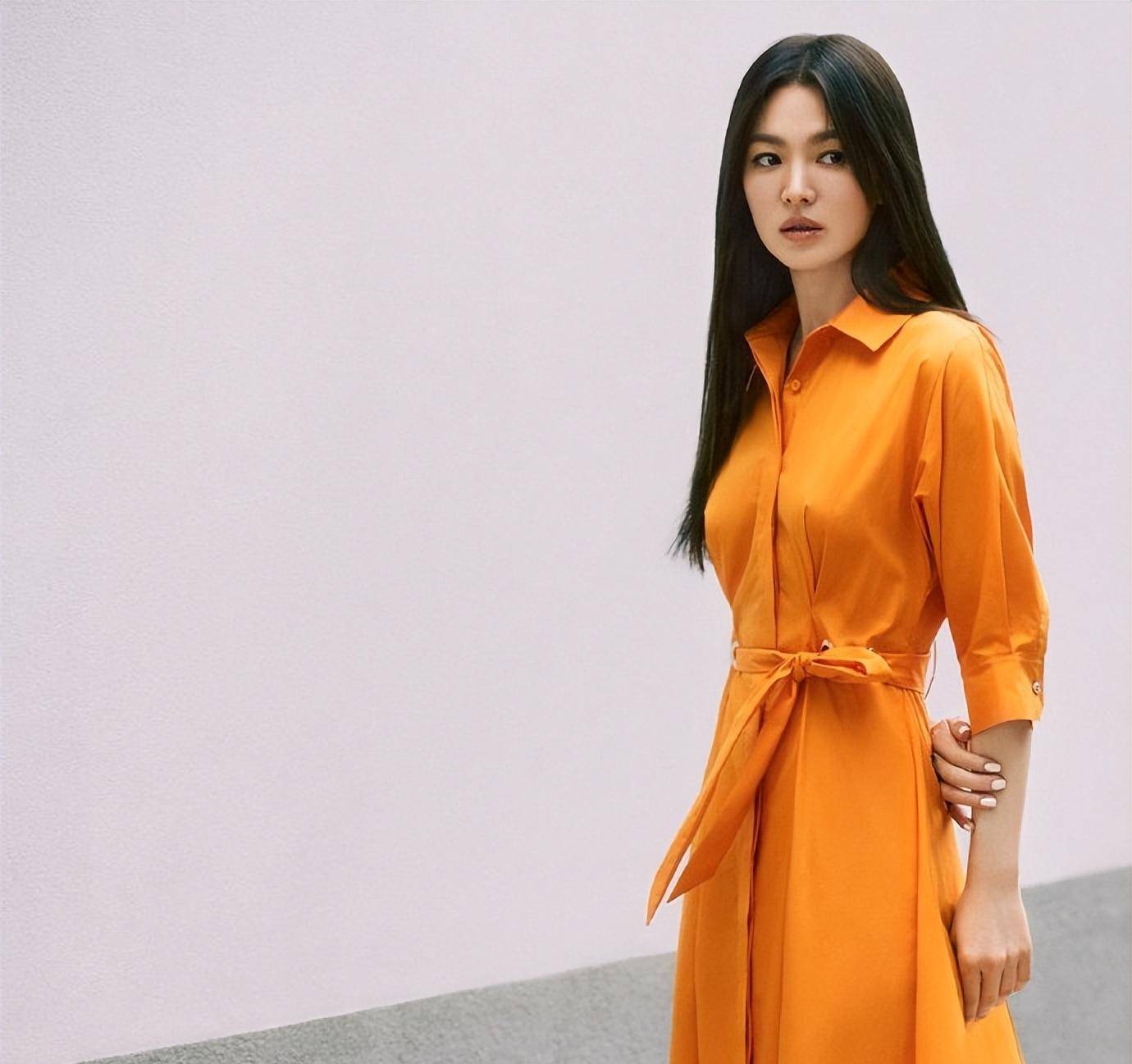 宋慧乔:时间没有打败美人,脾气为王!两套穿搭尽显她的时尚品味