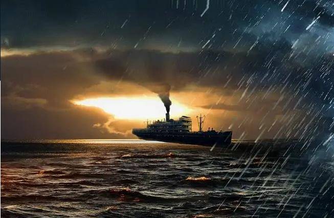 1949年太平轮撞船沉没,一个水手被困轮机舱内,他为何能生还下来_蔡