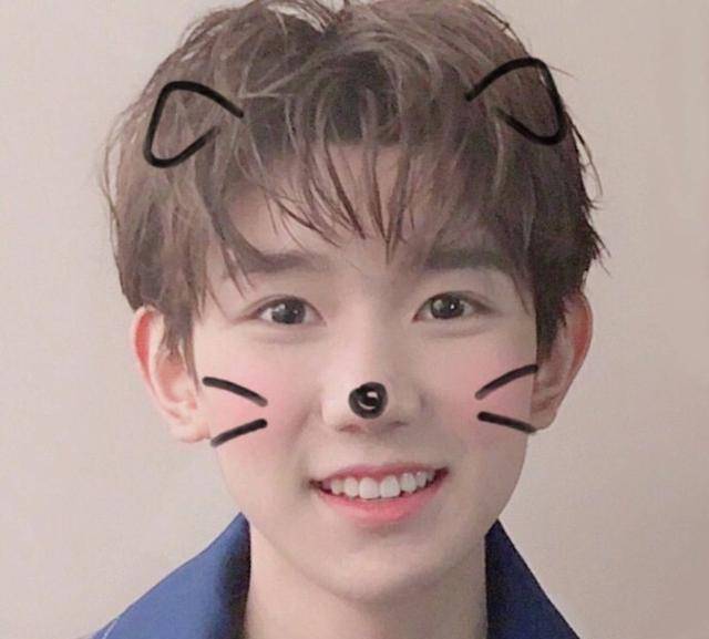 王源心形刘海走红,连刘海都是爱你的形象,小汤圆被迷得不行!