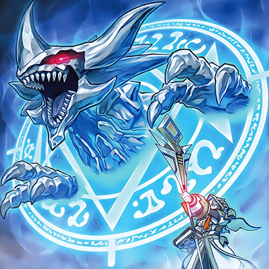 游戏王历史上公认的最火外挂轴之一,虽然本家召唤兽非常多,不过最常用