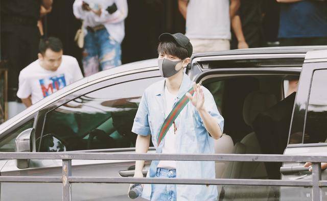 甜宠剧《余生》路透曝光,肖战杨紫太搭了._路透社_宠物_顾伟