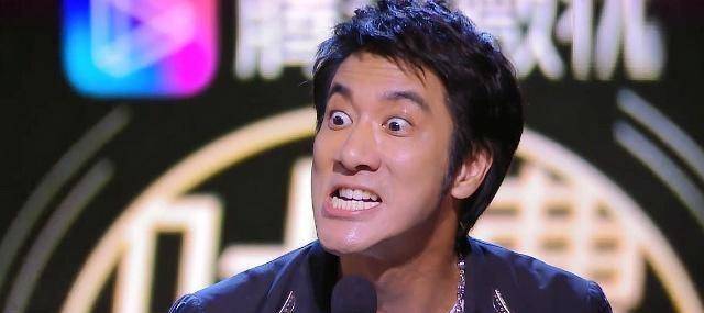 "有种不好的预感……等你们看完这期#吐槽大会#,我也要成为表情包了"