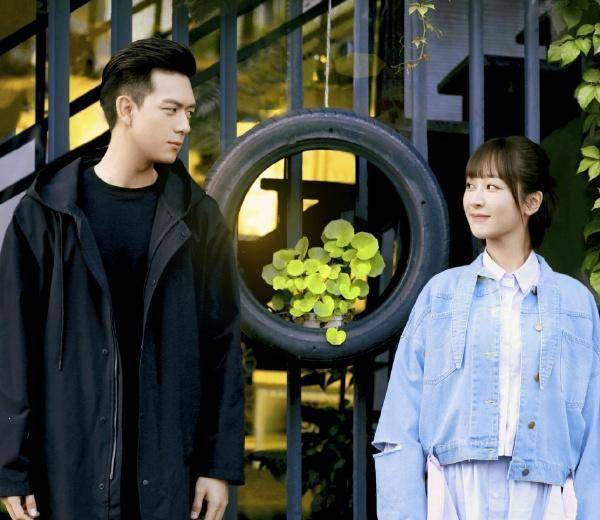 杨紫李现花样晒单身,童颜cp粉撒花庆祝吧_人家_夫妇_同学