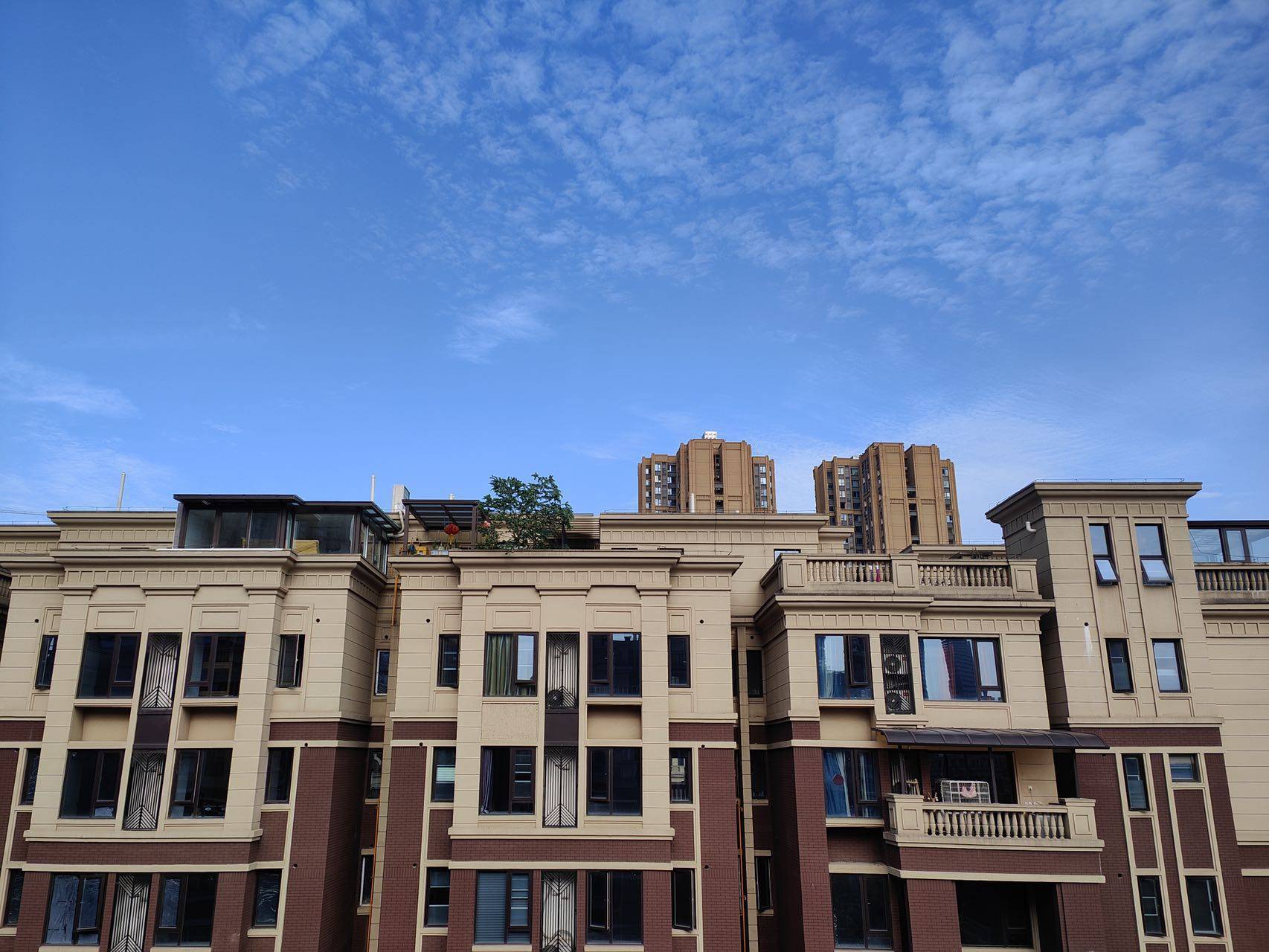 成都新房【万锦城花千墅】项目优缺点是什么?