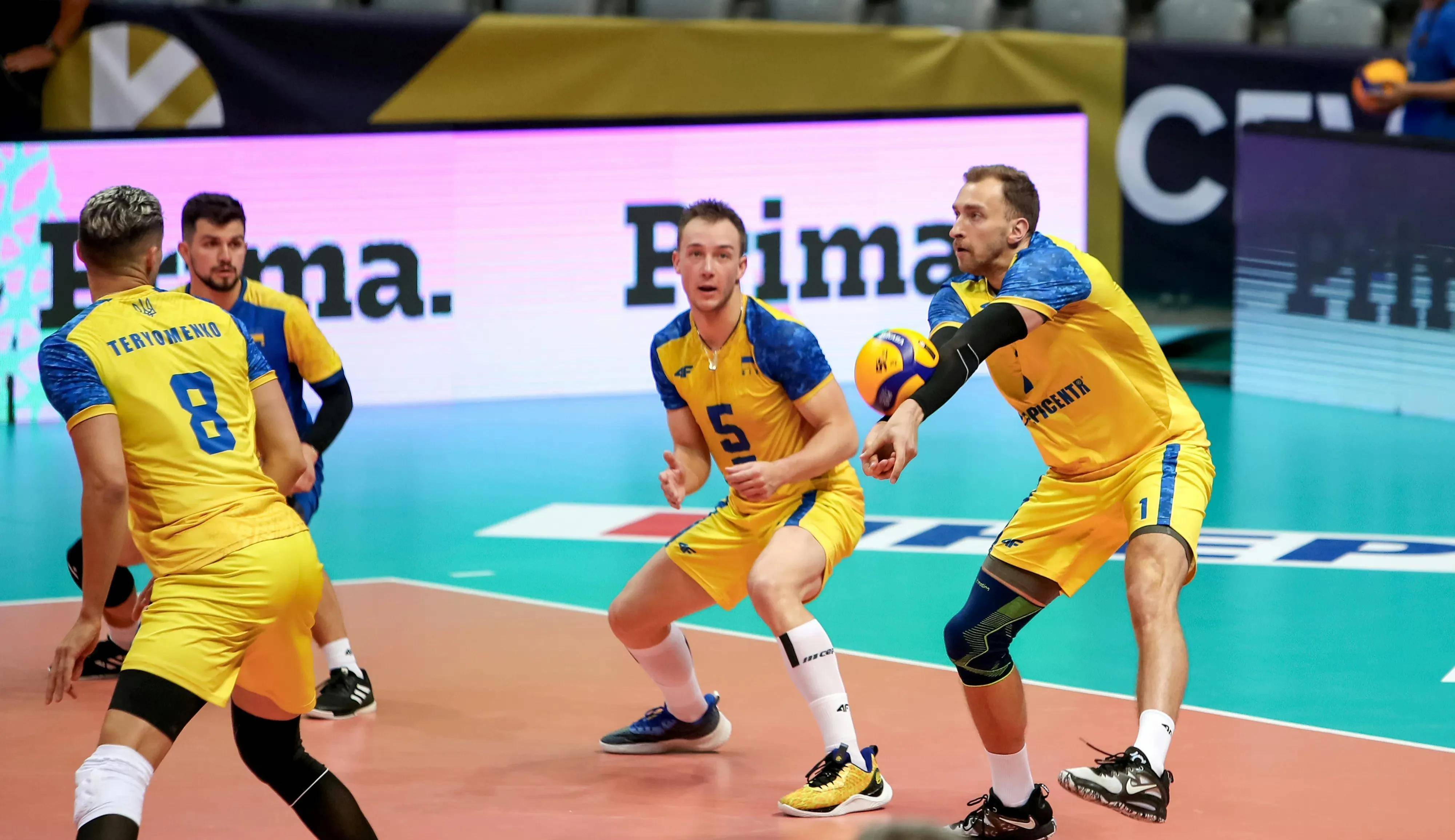 3:2!土耳其男排进决赛,进攻却被虐21分,国外失误葬送比赛_实力_得分_