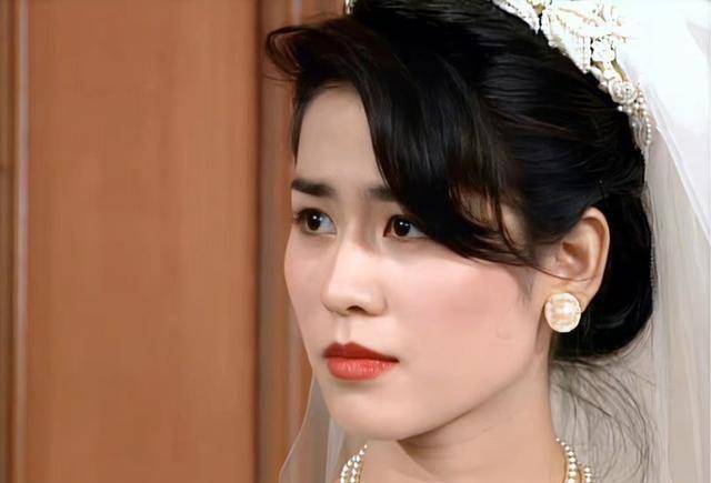 曾是张卫健女友,一人带火多人_宣萱_作品_媒体