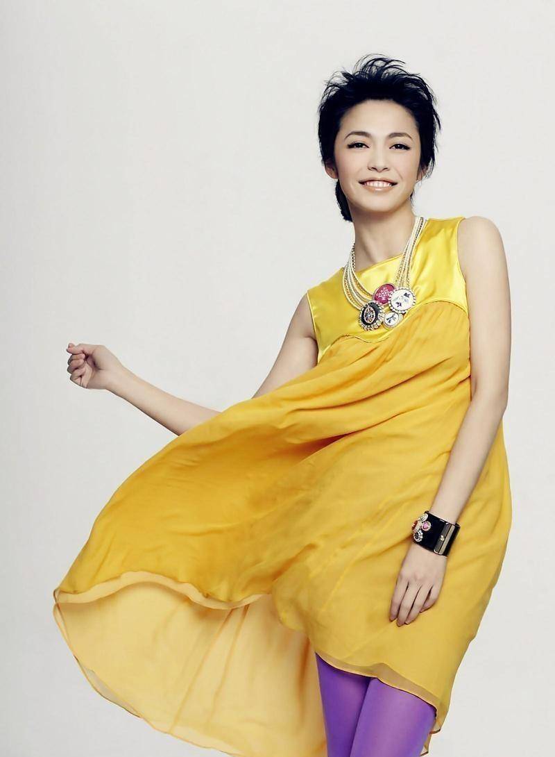 姚晨:离婚9年,从追爱励志女变成出轨假公知,如今又曝新情况_凌潇肃