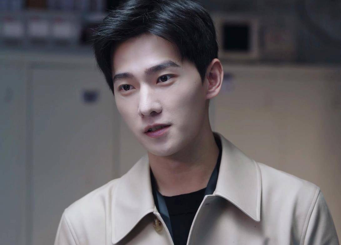 《你是我的荣耀》38岁的于途:当上了总师,戴上了近视眼镜_成功_航天