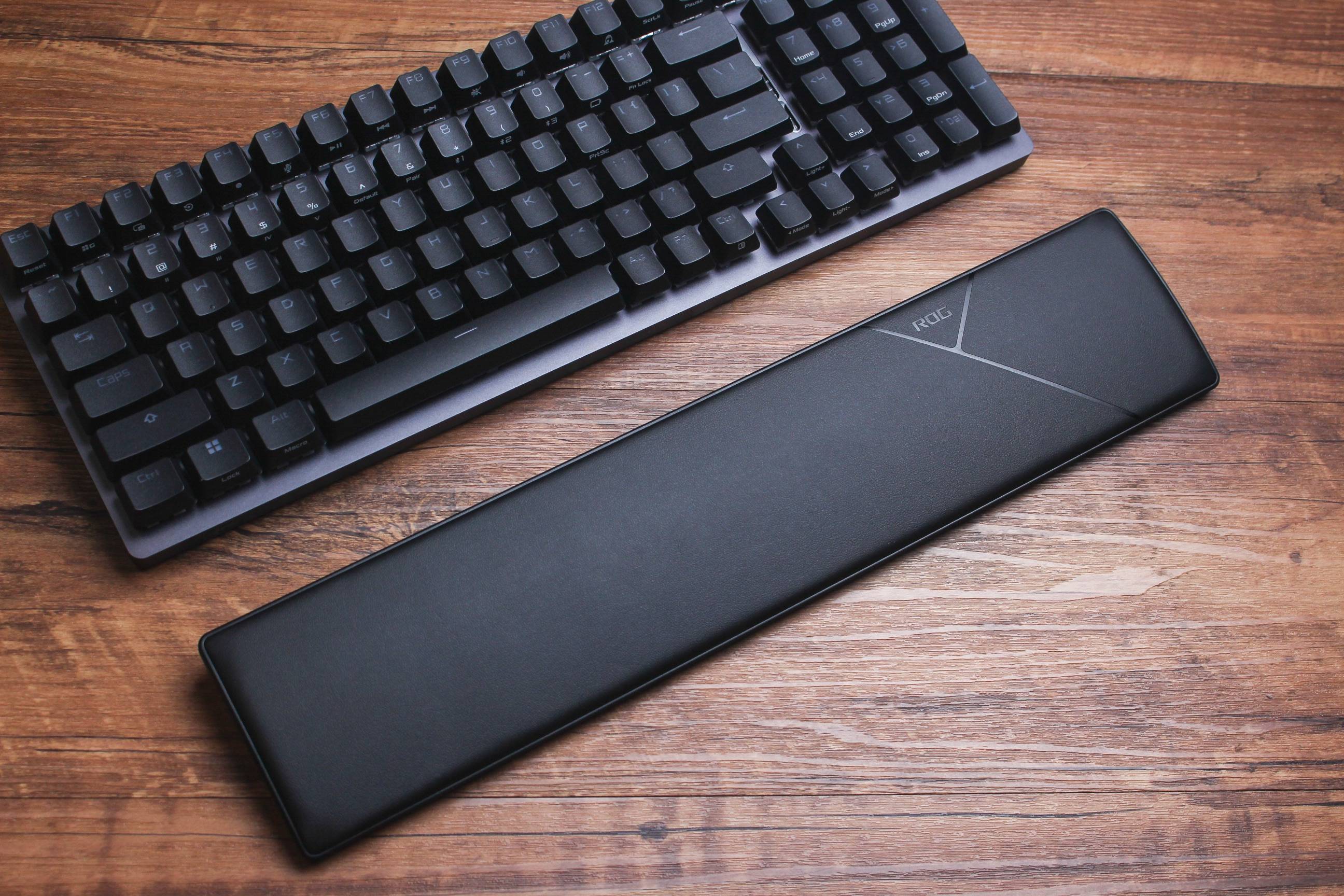 不是所有的98键都有这么好用,rog游侠2机械键盘真的很强_设计_按键