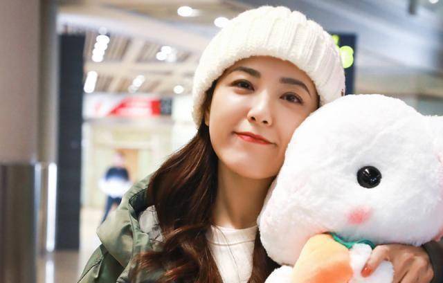 章子怡同学去《姐姐2》"追星",颜值超高实力过硬却没有主角脸_曾黎