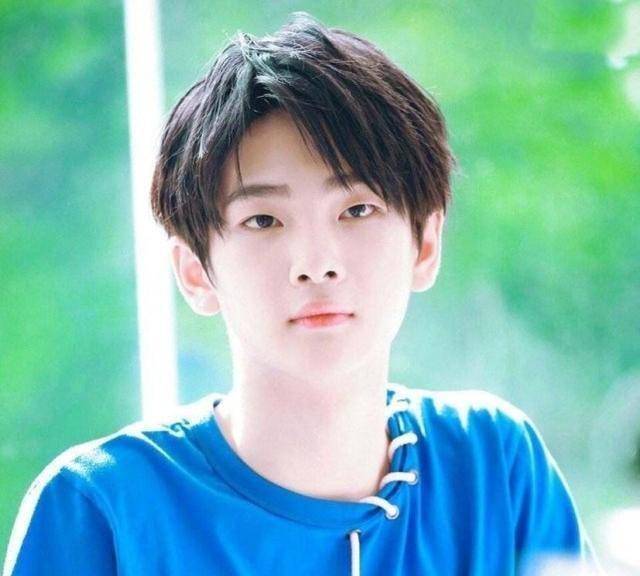 按照网上爆料,周震南父母被列为失信被执行人已经有4