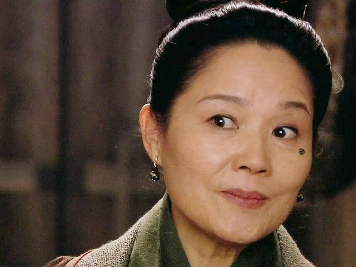 著名女演员杨青:离婚后与前夫成为好友,与女演员女儿_杨清_徐月娟