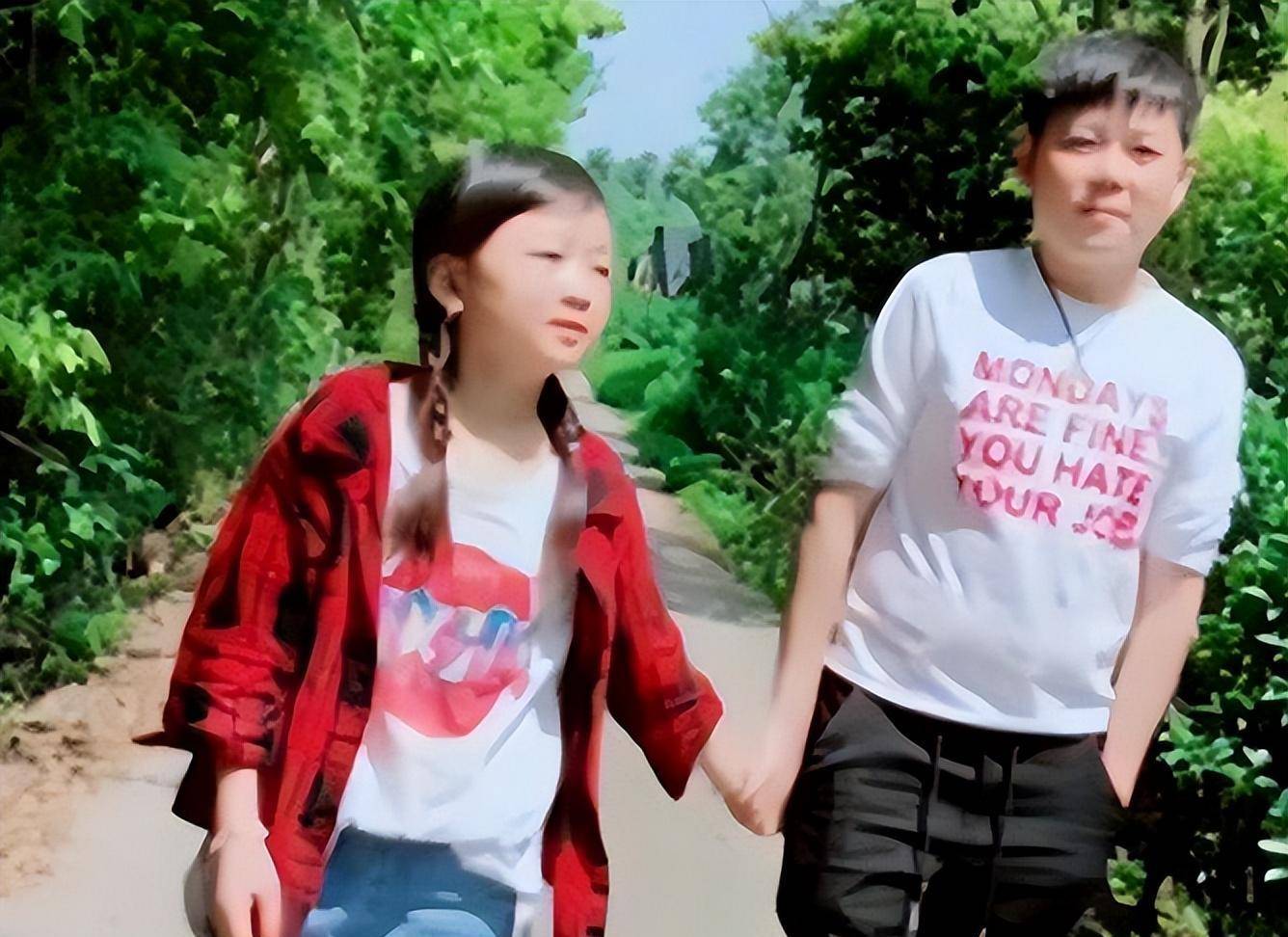 都生下了她这个"袖珍孩子",她和葛存苗还都是"袖珍人",真的能有一个