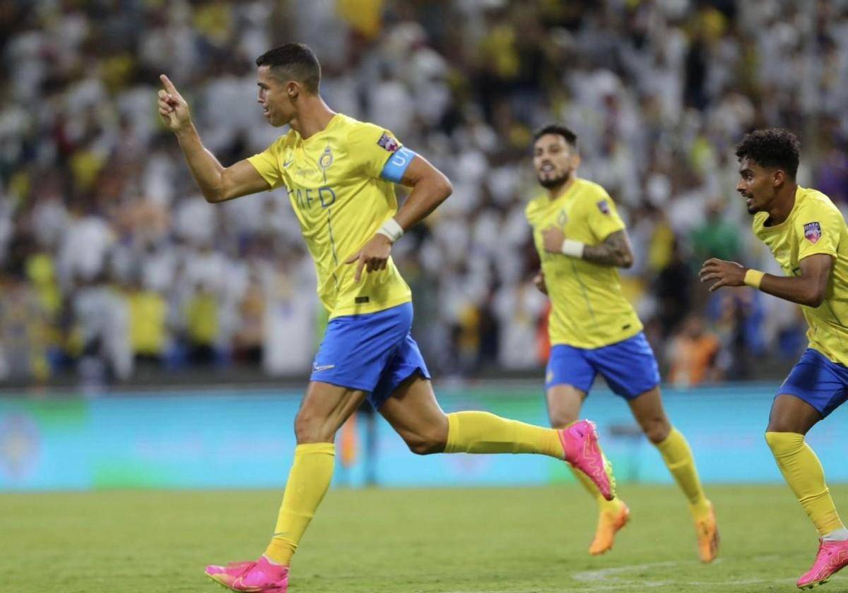 c罗头球终结进球荒,利雅得胜利4-1炸裂阿冠_足坛_历史_赛季