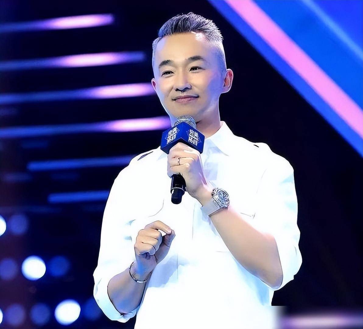 曝51岁上海主持人程雷因肝病去世,本人晒合影回应,知情者曝近况_生活