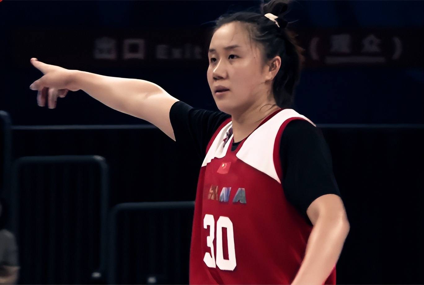 贾赛琪:"从一防到五"的球场悍将,与勇士队的追梦