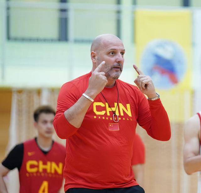 中國男籃熱身賽3大看點：李凱爾首秀、喬帥調整首發、培養主攻點