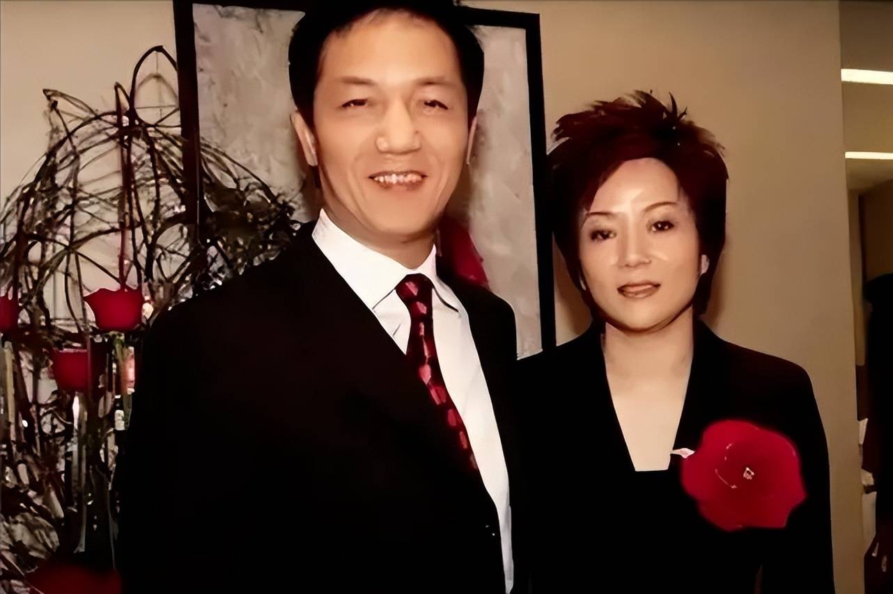 但周正毅却没有想正经做生意,而是希望钱越多越好.