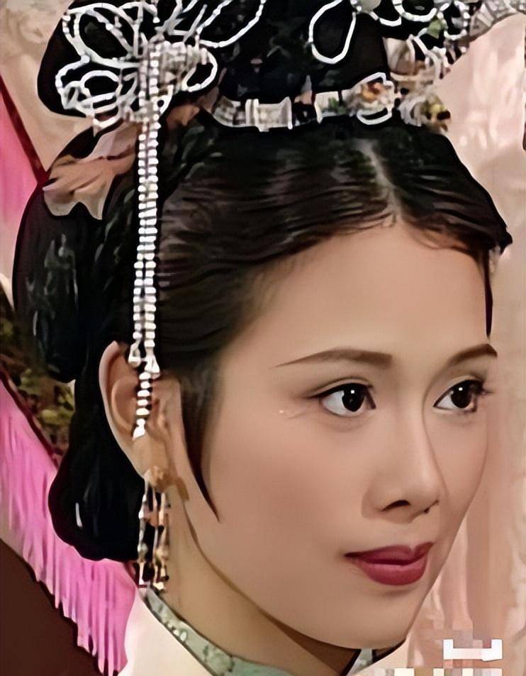 当年周海媚竟然与周慧敏争抢黎明!连王祖贤都想横插一脚!