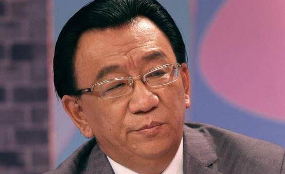 侯耀华因遗产与侄女对簿公堂,现在为灾区捐款30元丢尽老脸_侯耀文