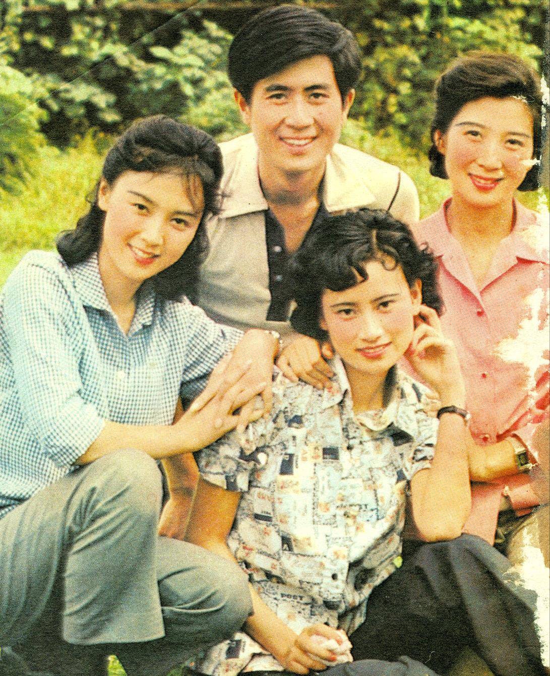 陈燕华:32岁嫁大学教授,34岁和丈夫去国外,事业家庭两不误_节目_形象