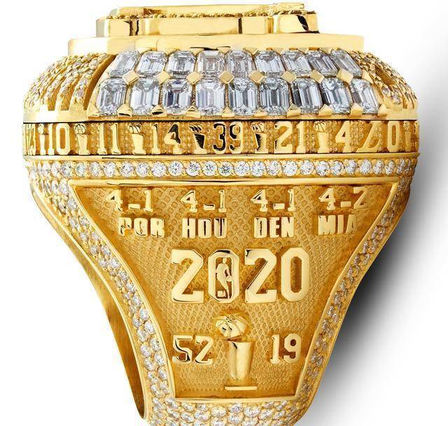 17颗紫水晶,804颗钻石,湖人的总冠军戒指价值多少钱?