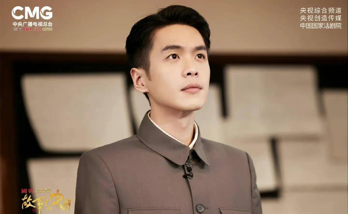 期待《蓝焰突击》播出!11.王嘉尔又露肌肉了,人称男菩萨!实在人儿!