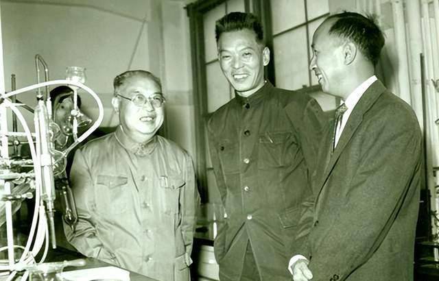 55年钱学森去东北考察时,提出一个请求,接待人员坦言:很难满足_美国