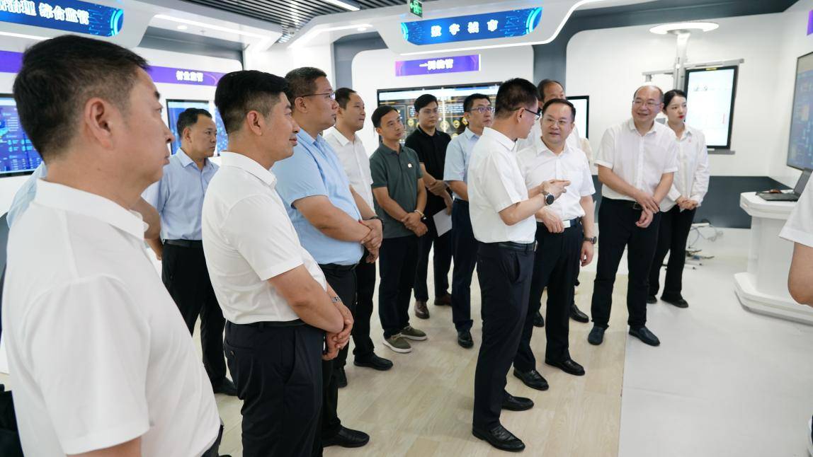石家庄市委副书记,市长马宇骏一行莅临南威软件集团北京总部参观考察