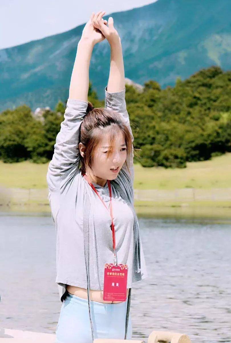 陕西女孩渭梅女:三岁车祸截肢,被父母遗弃,无腿游泳夺3枚金牌_宝鸡