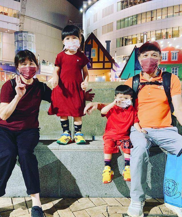 33岁福原爱和前学弟半同居,公园约会笑得甜,都是离异者或会再婚