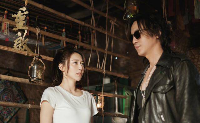 吴邪刷副本,神秘十一仓开启,白昊天身份可疑_朱一龙_毛晓彤_扮演者