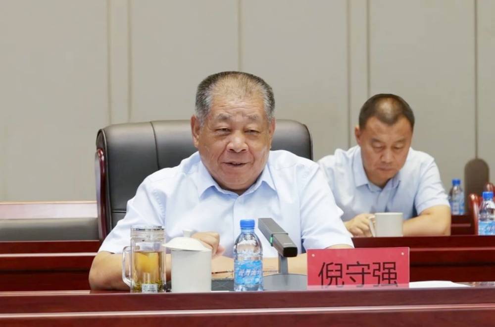 保定市人大常委会主任李双喜到奥润顺达调研绿色康养建筑产业发展