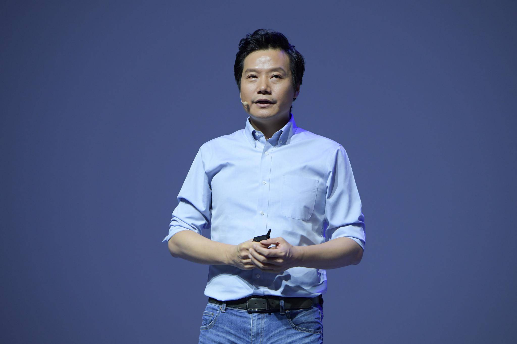 取三年自我充电,探析雷军"gap年"引领小米升级的秘诀