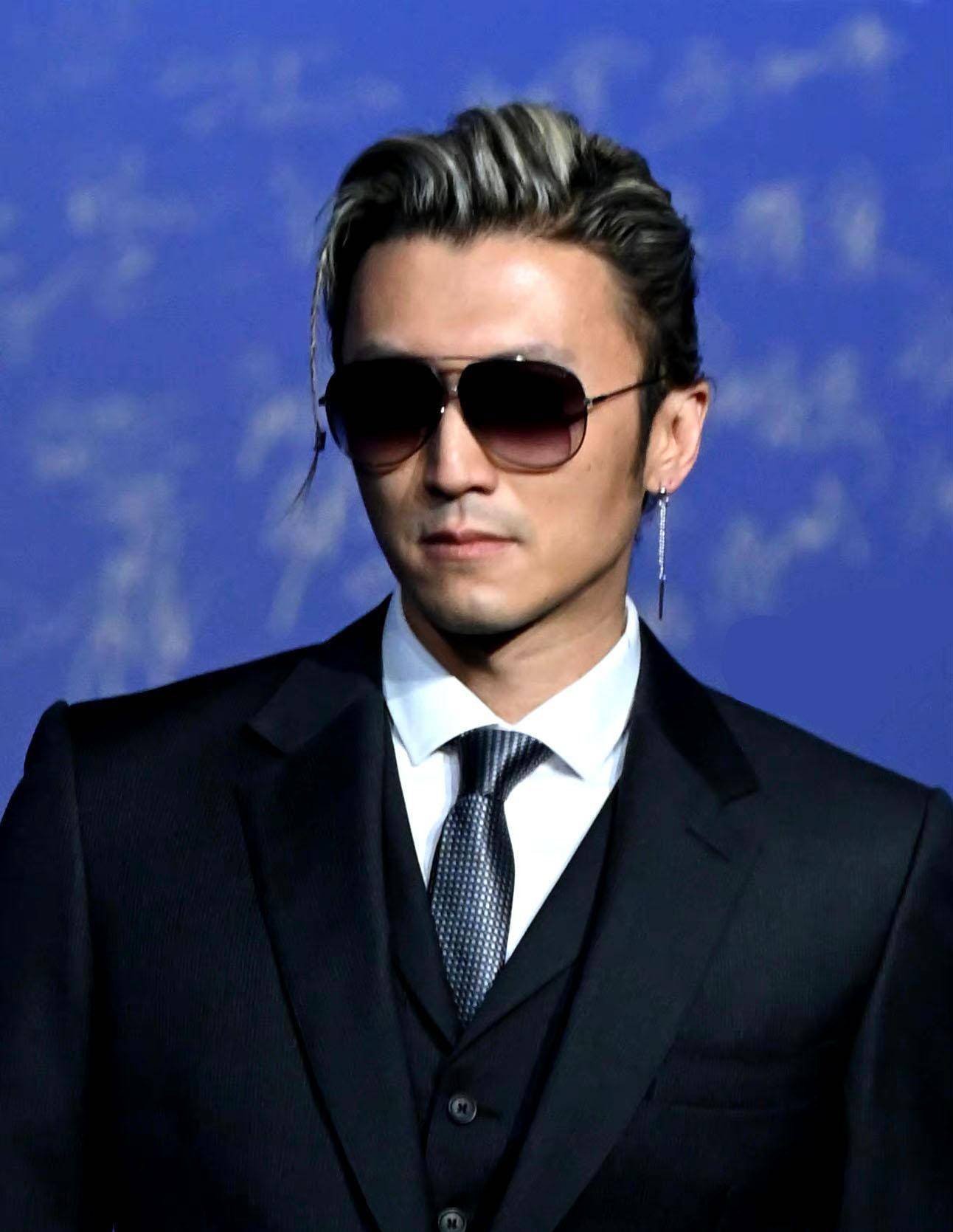 周冬雨成功了,倪妮的领子,谢霆锋的张小斐疯了!