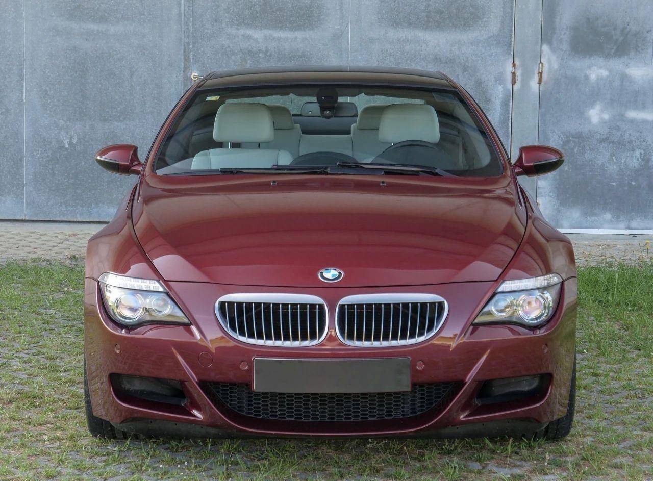 一直处在上升阶段,这也许可以解释为什么一辆2007年的老款宝马m6能卖4