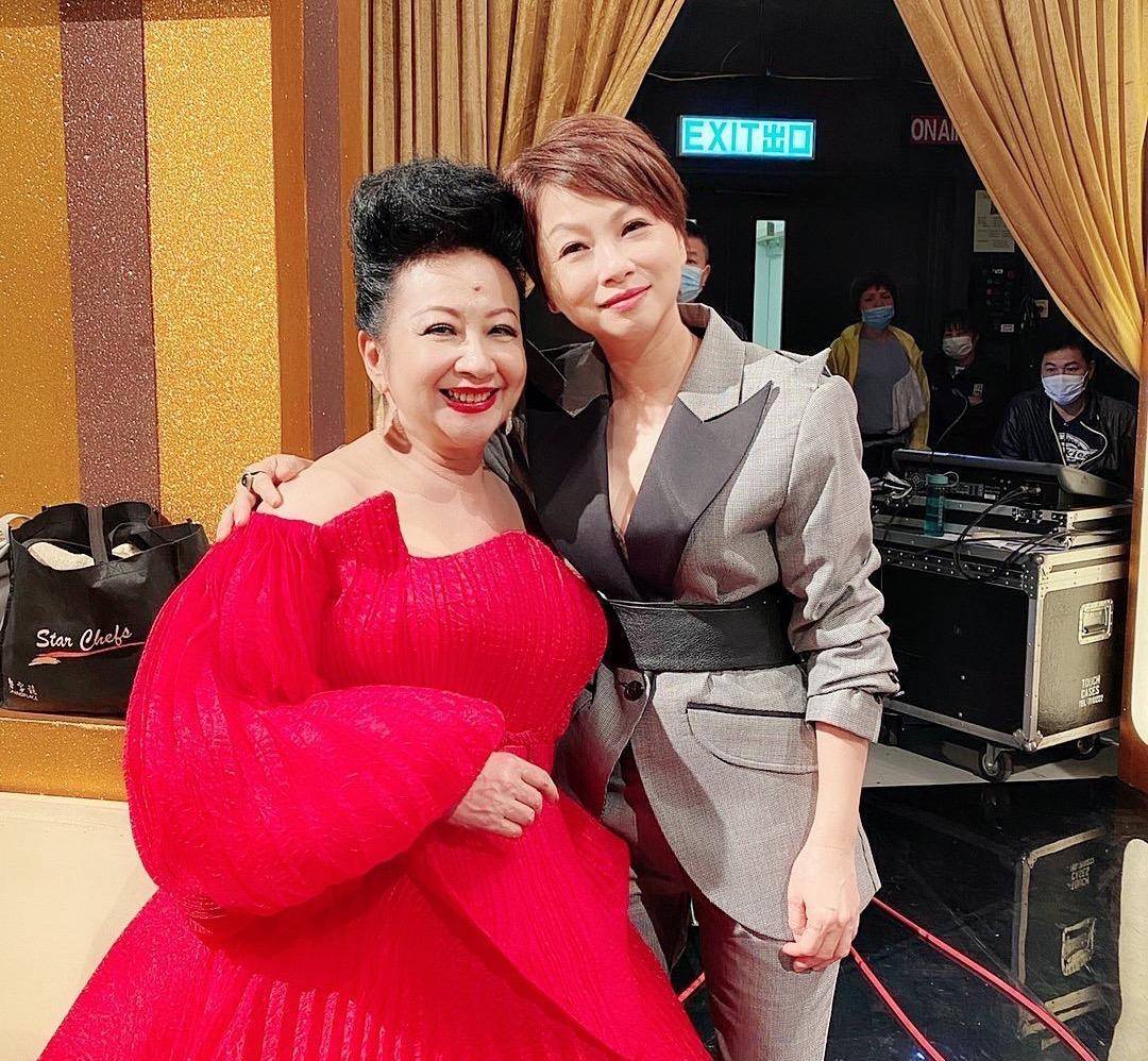 跟娱乐圈里那些情路坎坷的女明星相比,刘玉翠是幸运的,虽然她没有结婚
