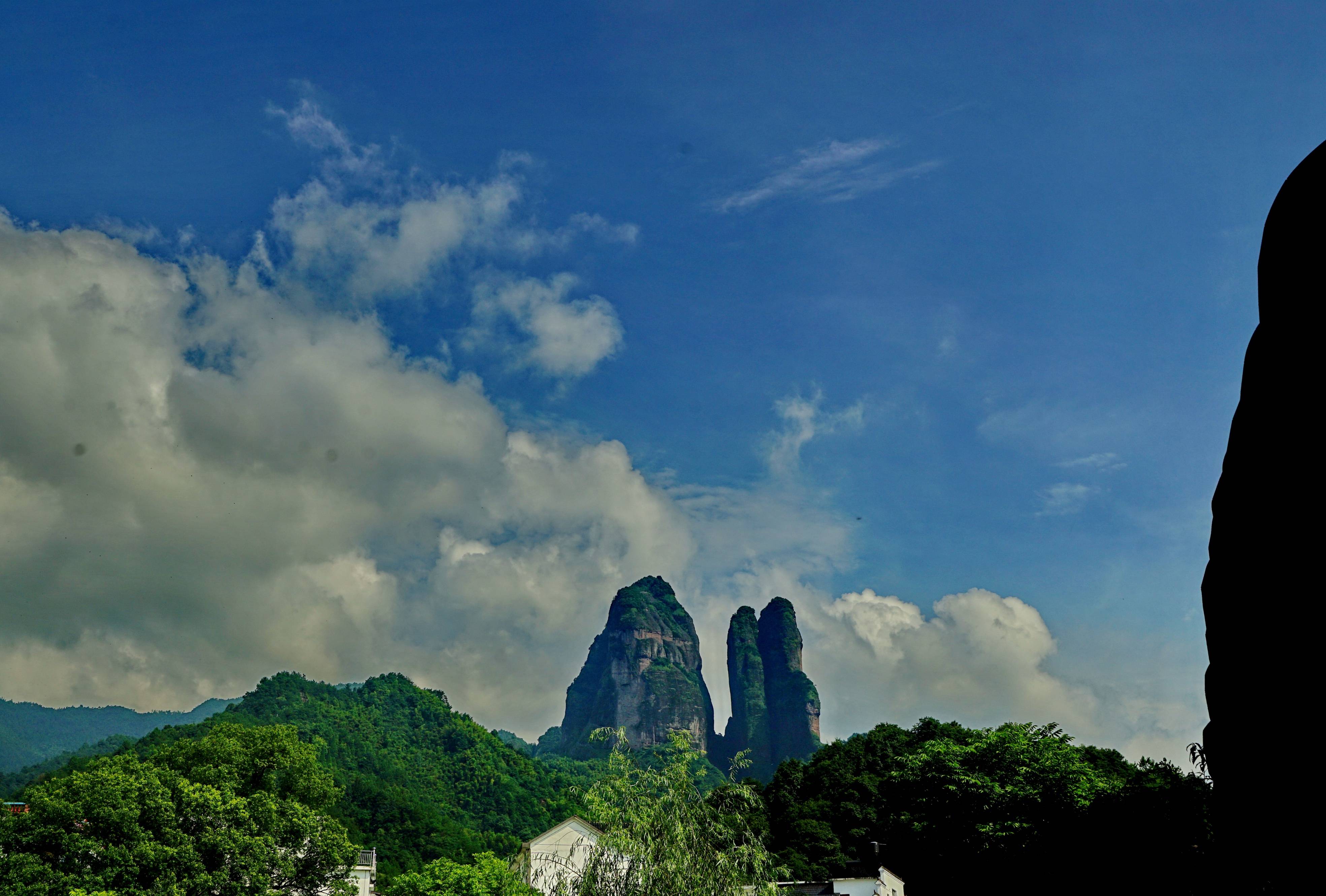 南孔圣地"衢州,点赞"神州丹霞第一峰"江郎山_行走_一线天_全国