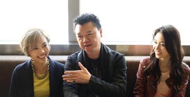 tvb老戏骨艾威出道多年首当男主戏内本色出演爱老婆的好男人_电影