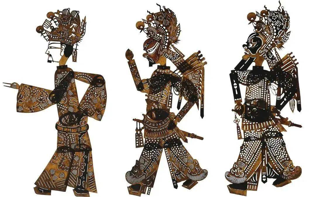 《三顾茅庐》 皮影人物 50-60年代刘备120×220mm  关羽140×150mm