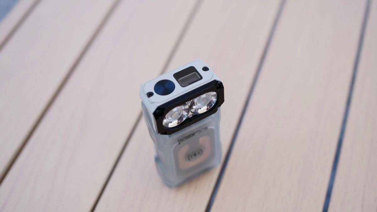 务本X3猫头鹰多功能EDC随身灯:造型可爱,身材迷你,挂绳是亮点