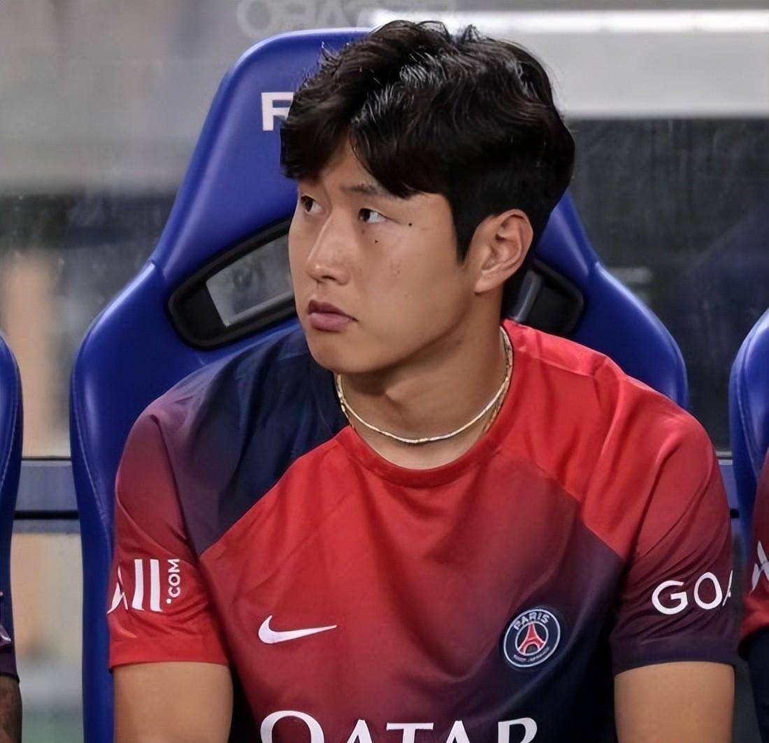 国外天才前腰,巴黎圣日尔曼未来的新的拼图,李刚仁!