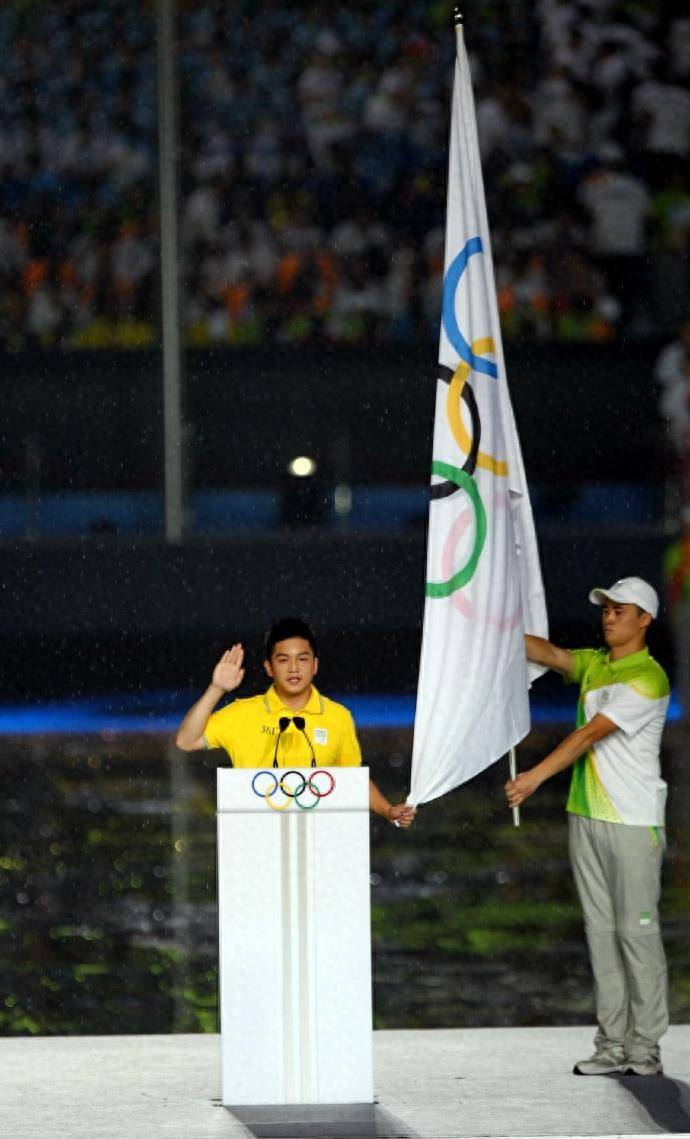 张怡宁鲜为人知故事曝光_北京奥运会_王楠_王凤英